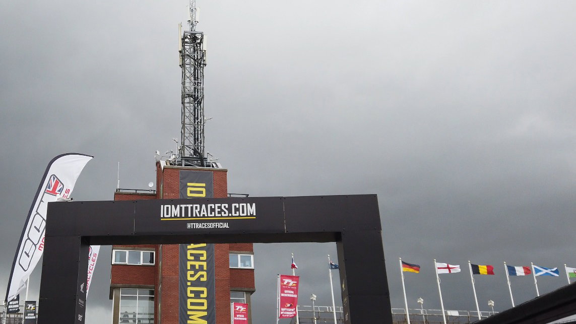 Isle of Man TT, Rain,